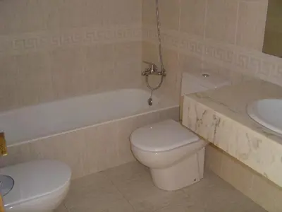 Un baño de Apartaments Tropic