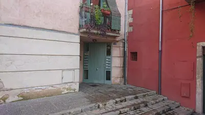 Edificio en el que se encuentra el apartamento