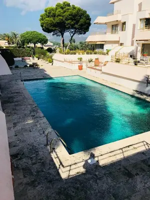Piscina en o cerca de Precioso apartamento en S'Agaró con fantásticas vistas al mar