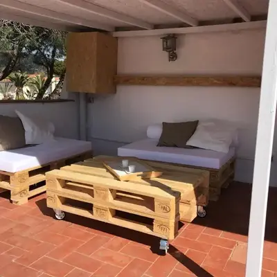 Estudio cerca del mar con terraza