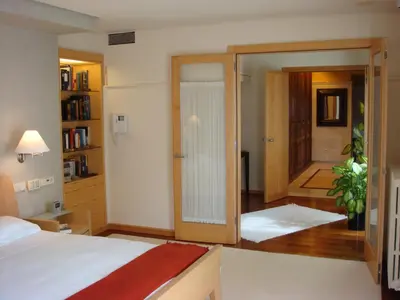 Cama o camas de una habitación en Luxuriously restored farmhouse near Girona in the heart of Catalunya