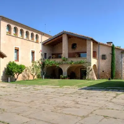 Luxuriously restored farmhouse near Girona in the heart of Catalunya