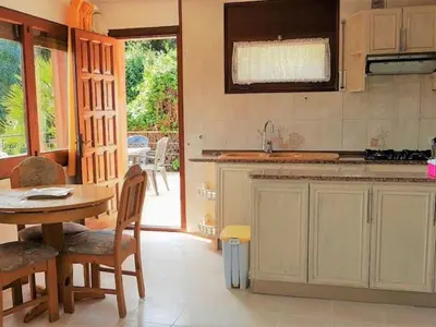 Una cocina o zona de cocina en Papaya