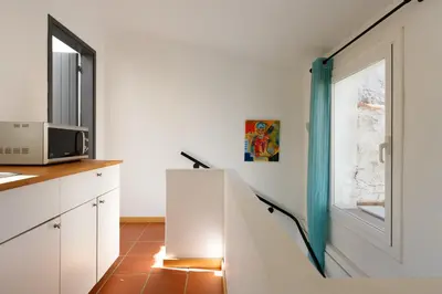 Una cocina o zona de cocina en Lets Holidays COZY HOUSE in the CENTER of TOWN