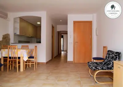 Una televisión o centro de entretenimiento en Empordanet 2A
