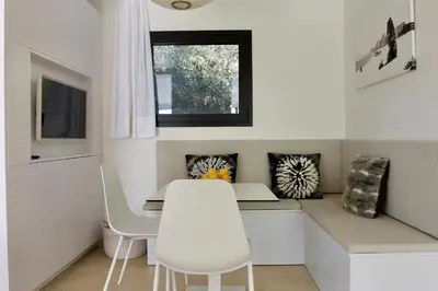 Una televisión o centro de entretenimiento en Exclusiva Villa La Dolça en Calonge