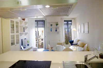 Una televisión o centro de entretenimiento en Apartament en Plaça Nova 2, Palafrugell