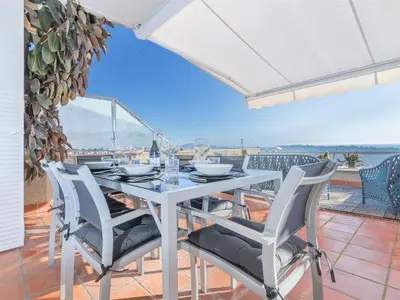 Un balcón o terraza de Casa Pilar en S'Agaró