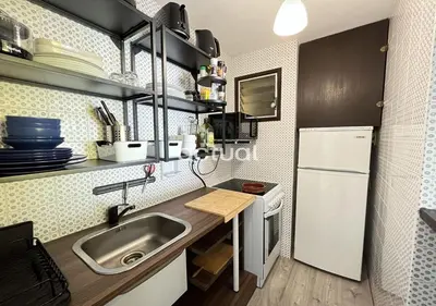 Una cocina o zona de cocina en Elypalace 10-3