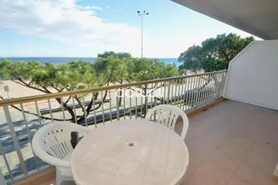 Un balcón o terraza de Catalunya F-2