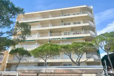 Edificio en el que se encuentra el apartamento