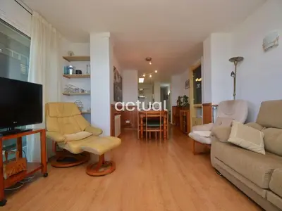 Una televisión o centro de entretenimiento en Fanals 5B