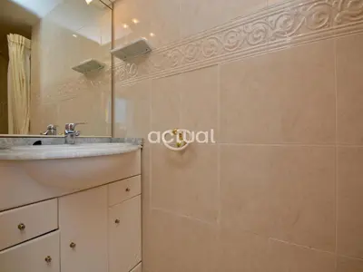 Un baño de Stella 21