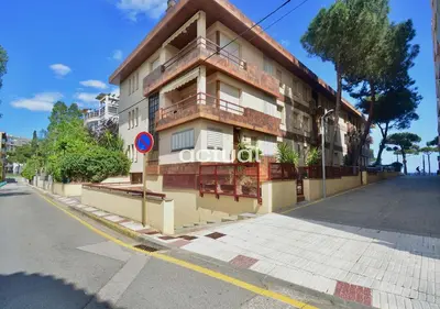 Edificio en el que se encuentra el apartamento