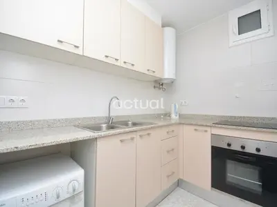 Una cocina o zona de cocina en Politur F-4