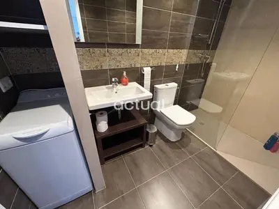 Un baño de Politur K-19