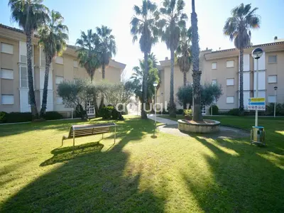 Jardín al aire libre en Gavina Esc B Bajos B