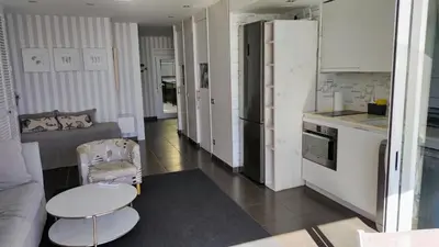 Una cocina o zona de cocina en Apartamento frente al mar en la mejor ubicación de Calella