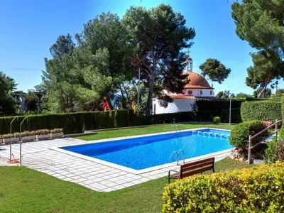 Piscina en o cerca de Apartment Cap Roig by Interhome