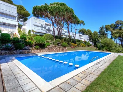 Piscina en o cerca de Apartment Cap Roig by Interhome