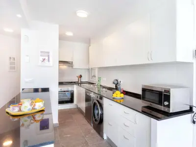 Una cocina o zona de cocina en Apartment Cap Roig by Interhome