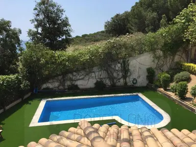 Piscina en o cerca de BarcelonaVacances-Villa Lucia