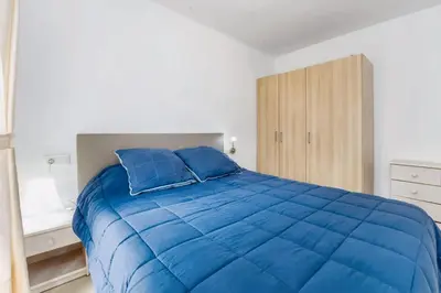 Cama o camas de una habitación en Comfortable apartment in Sant Antoni de Calonge 42 m² with AC