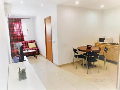 Una cocina o zona de cocina en Comfortable apartment in Sant Antoni de Calonge 42 m² with AC