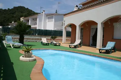 Piscina en o cerca de Villa Costa.