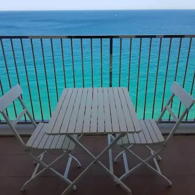 Apartamento en primera linia vistas al mar