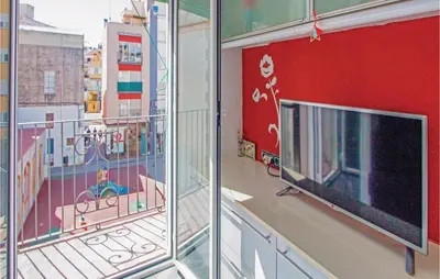Un balcón o terraza de 2 Bedroom Cozy Apartment In Blanes