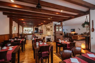 Un restaurante o sitio para comer en Mallorca Boutique Hotel