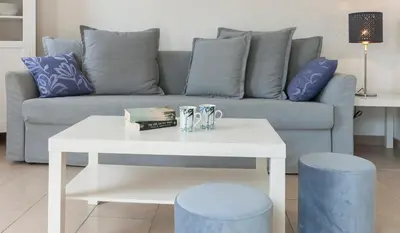 Zona de estar de Lets Holidays Mediterranean apartment 3 minutes to the beach 3