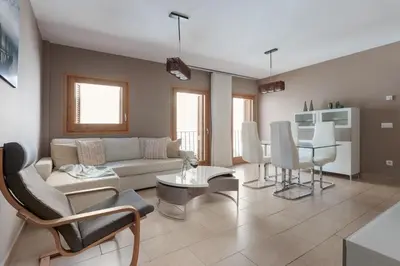 Zona de estar de Lets Holidays Mediterranean apartment 3 minutes to the beach 2