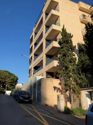 Edificio en el que se encuentra el apartamento