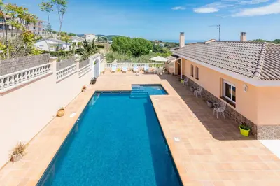 Piscina en o cerca de HomeHolidaysRentals Aube