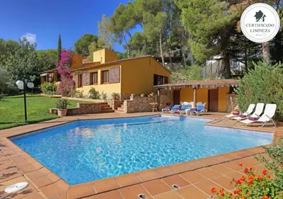 Piscina en o cerca de La Quinta Punyeta