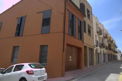 Edificio en el que se encuentra la habitación en casa particular