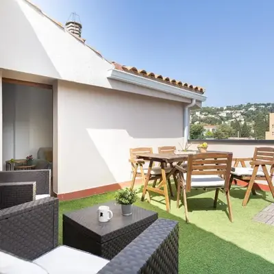 Lets Holidays QUIET APARTMENT 5 minutes TO THE BEACH 2