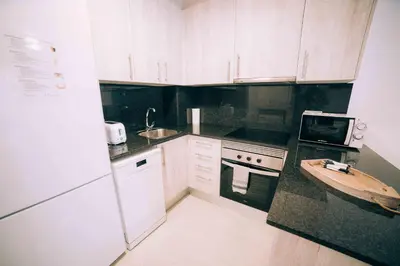 Una cocina o zona de cocina en Apartamento reformado en Calella de Palafrugell a 1 minuto de la playa