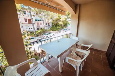 Un balcón o terraza de Apartamento reformado a 2 minutos de la playa en Calella!
