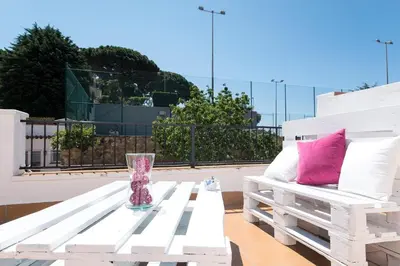 Un balcón o terraza de Apartamentos Costa Brava Las Vistas