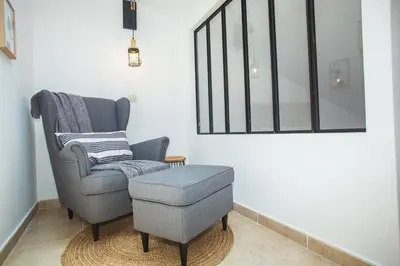 Zona de estar de AL27 Duplex de diseño a 250 metros de la playa