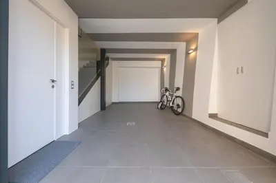 Montar en bicicleta en Bravissimo Portal Nou, with private garage o alrededores