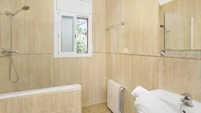 Un baño de 2Marian01 - Lloret de mar