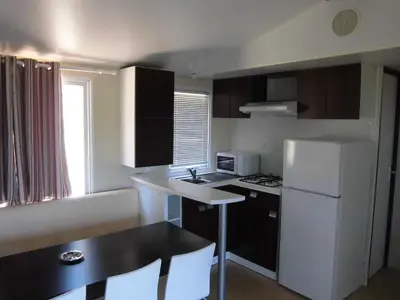 Una cocina o zona de cocina en Camping Roca Grossa