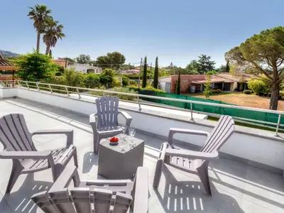 Un balcón o terraza de Holiday Home Almendro by Interhome