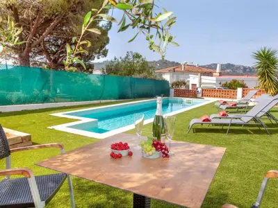 Piscina en o cerca de Holiday Home Almendro by Interhome
