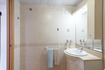 Un baño de Elegant Apartment in Lloret de Mar, 85 m² with Pool