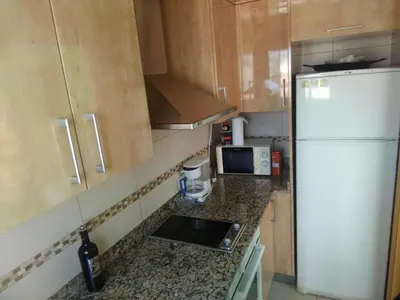 Una cocina o zona de cocina en BRAVAHOLIDAYS-110-Kristel-6-33